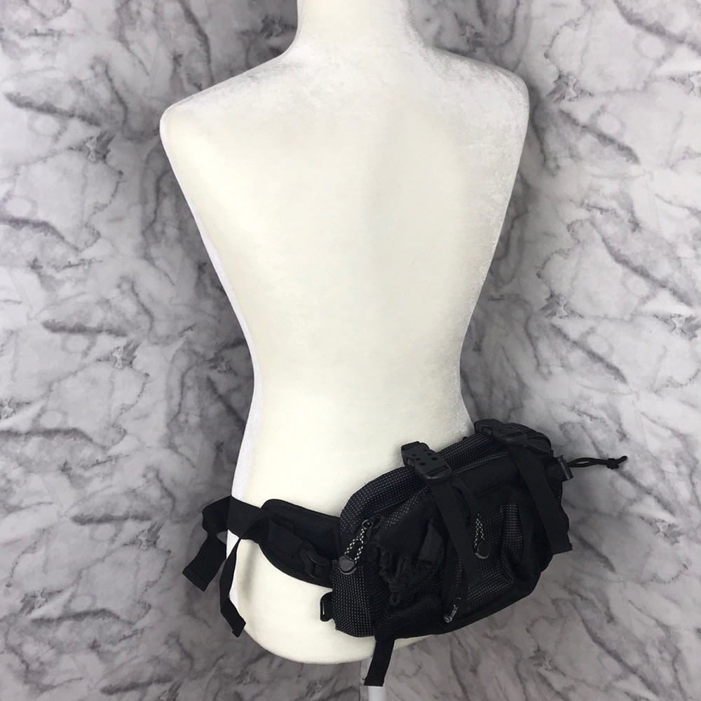 Multi Compartment Fanny Pack - image 5